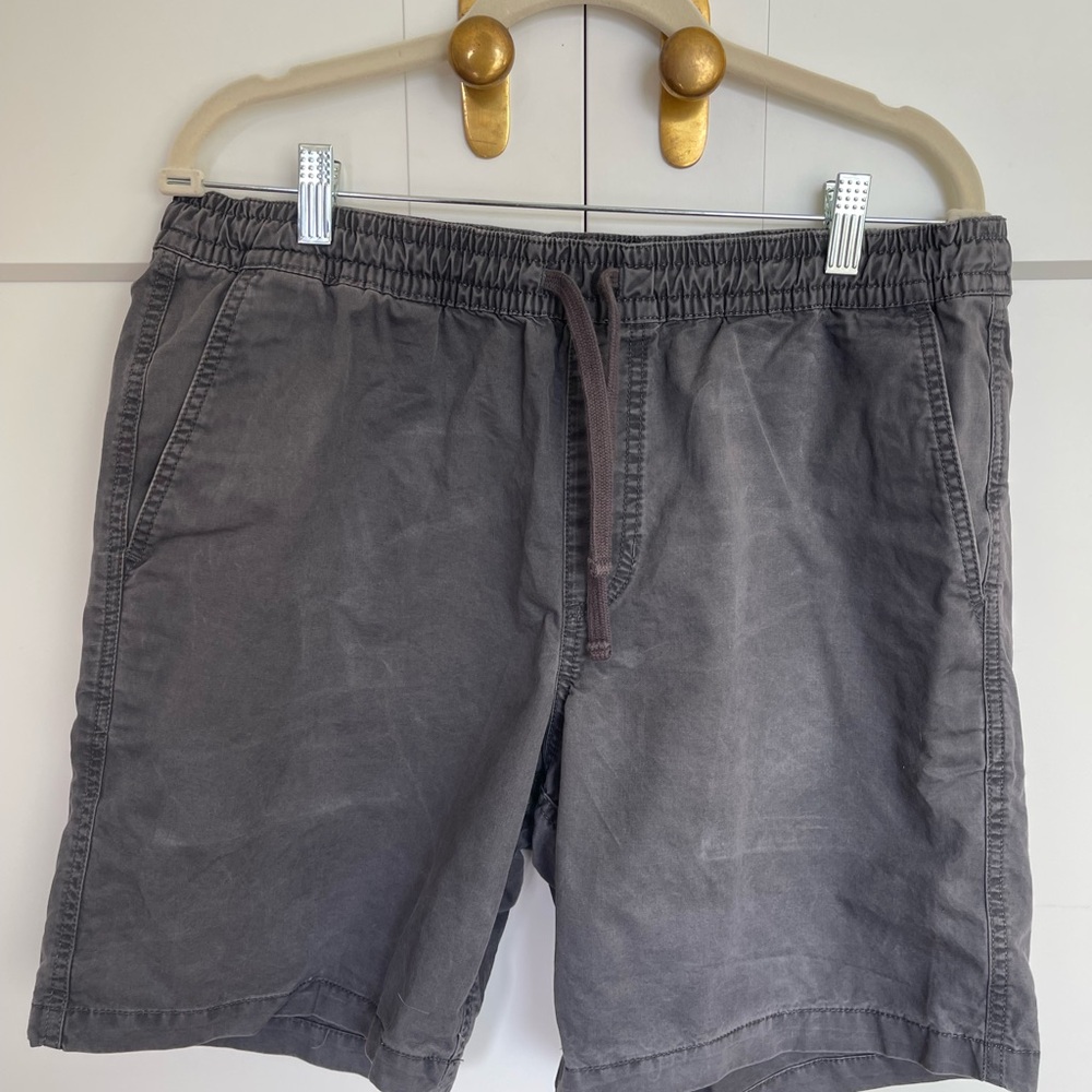 Vans Large Men’s Shorts - Elastic Waistband